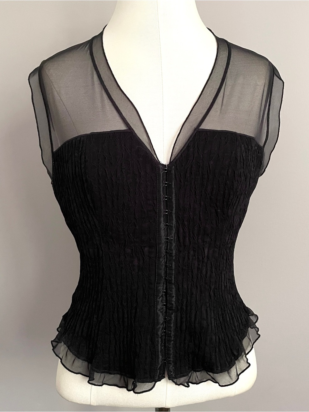 Vintage Black Sheer Stretch Corset Sleeveless Top - Medium 🇨🇦